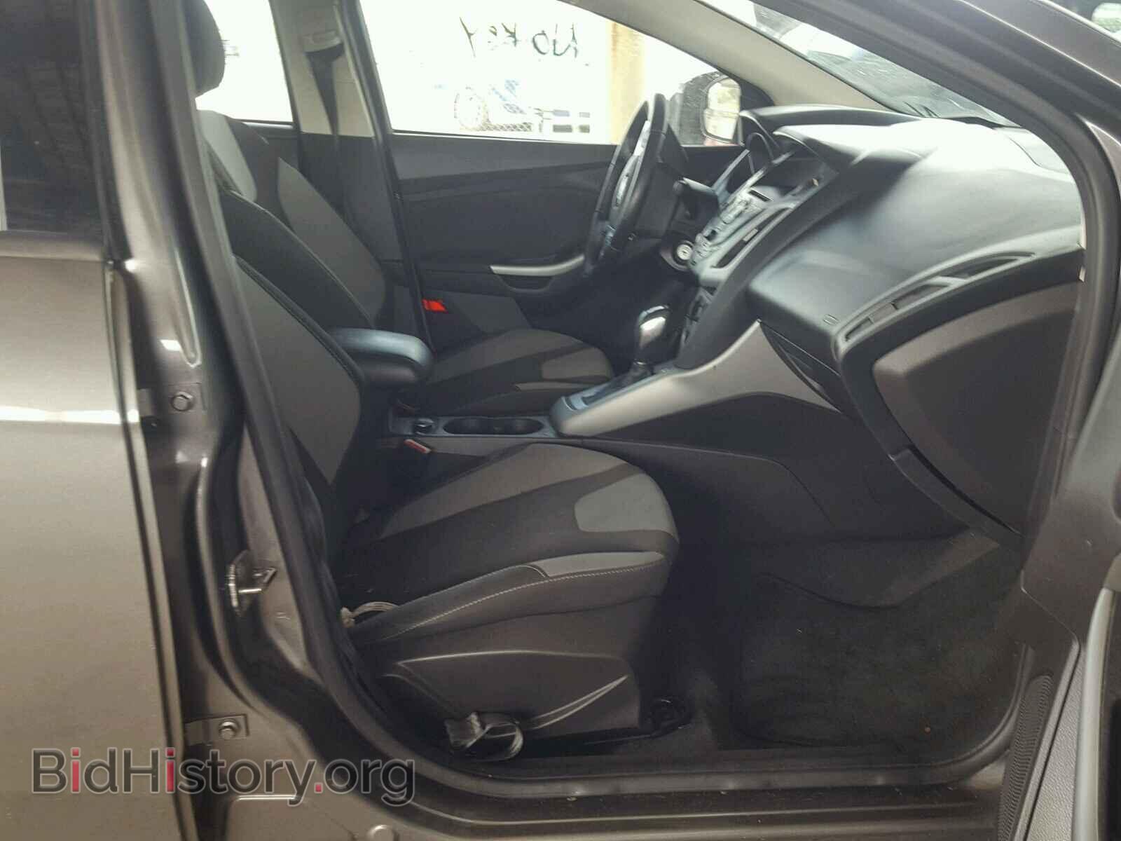 2012 Ford FOCUS (VIN 1FAHP3F20CL432525) — photo 6 of 10