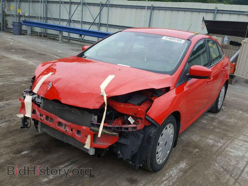2012 Ford FOCUS (VIN 1FAHP3F20CL118549) — фото 2 из 10