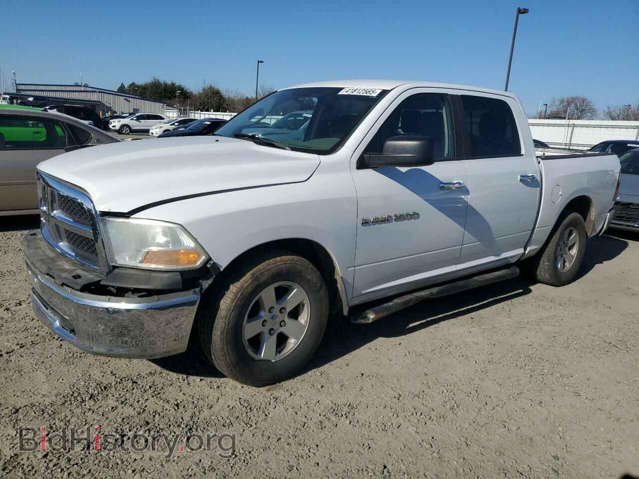 Photo 1D7RB1CP3BS564724 - DODGE All Models 2011