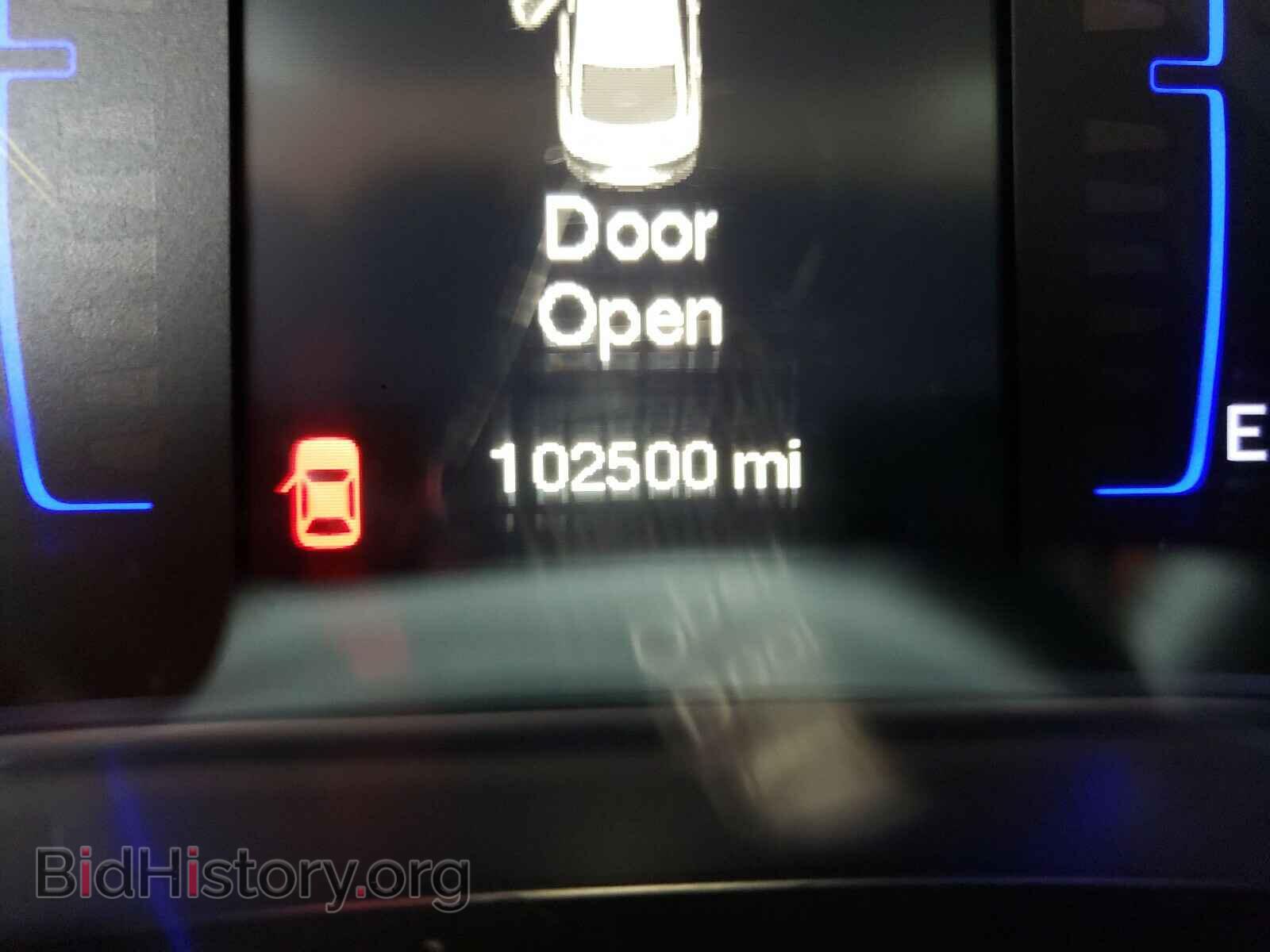 2015 CHRYSLER 200 - VIN: 1C3CCCABXFN502567 - Фото 8