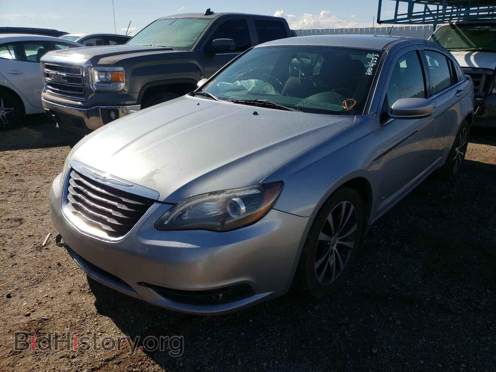 2014 CHRYSLER 200 - VIN: 1C3CCBBB8EN137409 - Фото 2