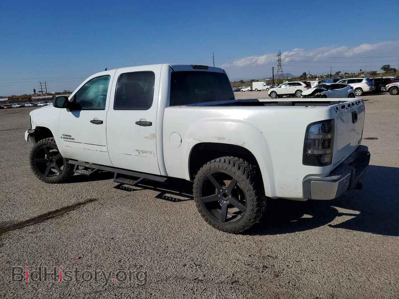 2007 GMC SIERRA - VIN: 2GTEC13J771574066 - Фото 2