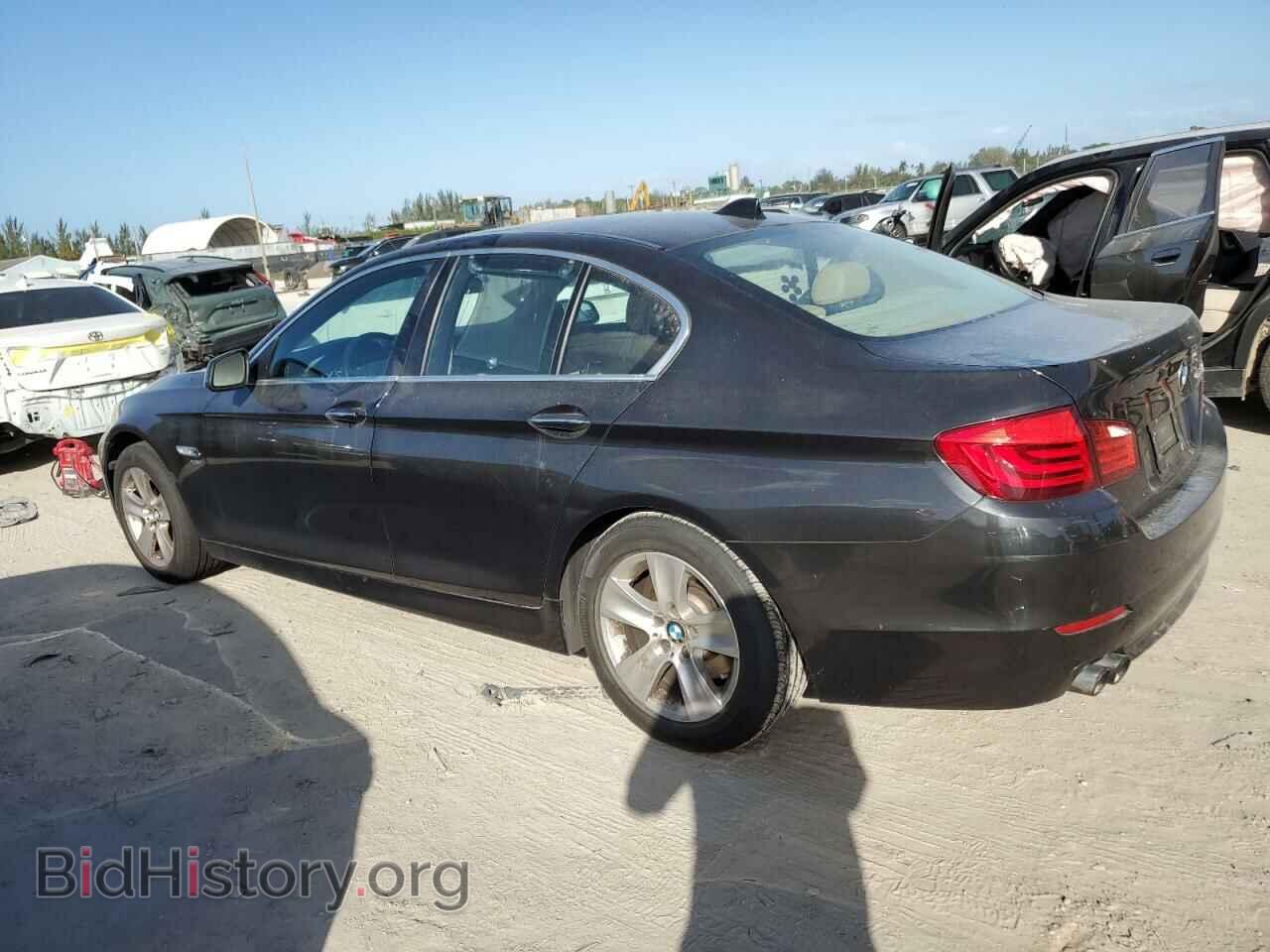 2012 BMW 5 SERIES - VIN: WBAXH5C56CDW06778 - Фото 2