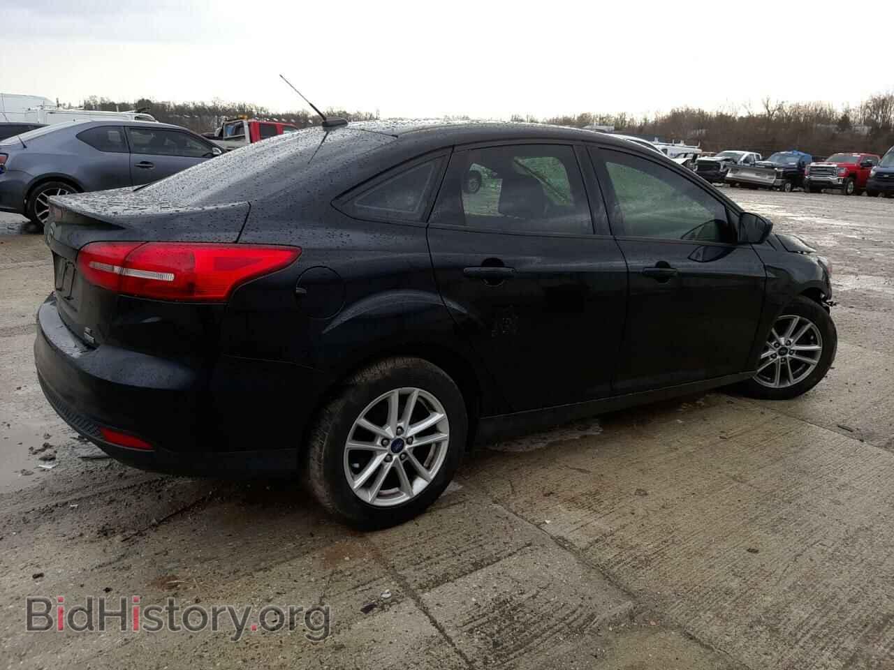 2018 FORD FOCUS - VIN: 1FADP3FE4JL320722 - Фото 3
