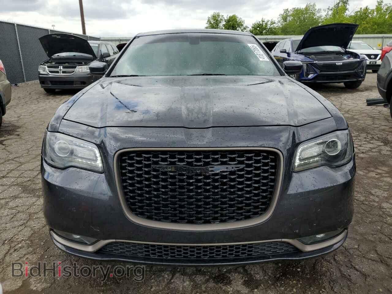 2019 CHRYSLER 300 - VIN: 2C3CCABG1KH624641 - Фото 5