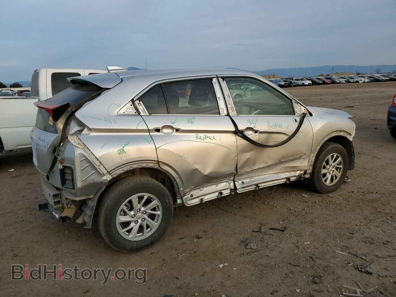 2018 MITSUBISHI ECLIPSE - VIN: JA4AT3AA3JZ063945 - Photo 3