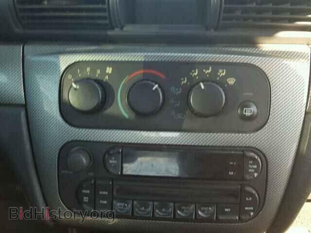 2005 CHRYSLER SEBRING - VIN: 1C3EL75R65N550122 - Фото 9