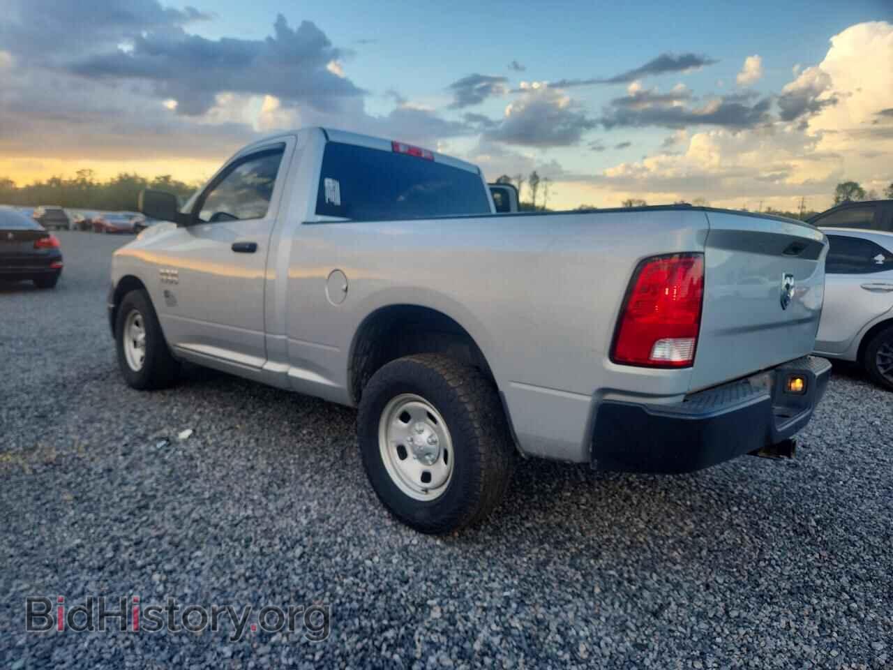 2017 RAM 1500 - VIN: 3C6JR6AG7HG776956 - Фото 2
