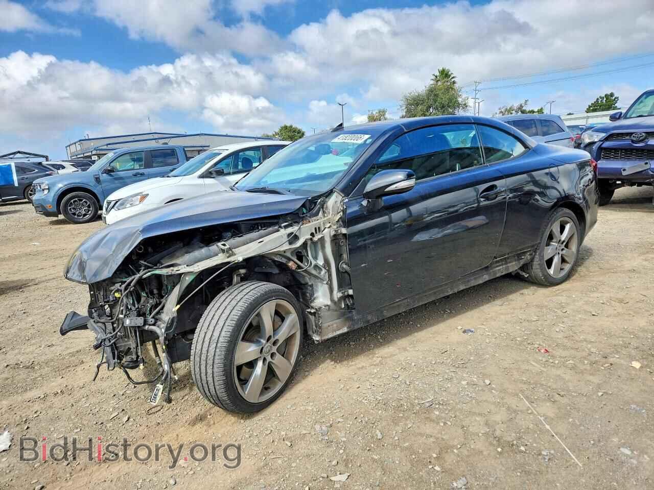 Photo JTHFE2C24B2505923 - LEXUS IS 2011