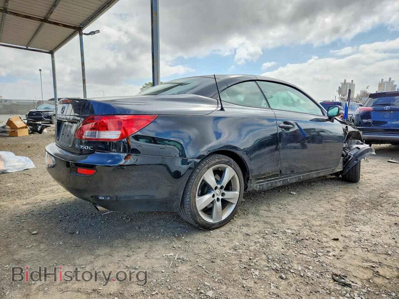 2011 LEXUS IS - VIN: JTHFE2C24B2505923 - Photo 3