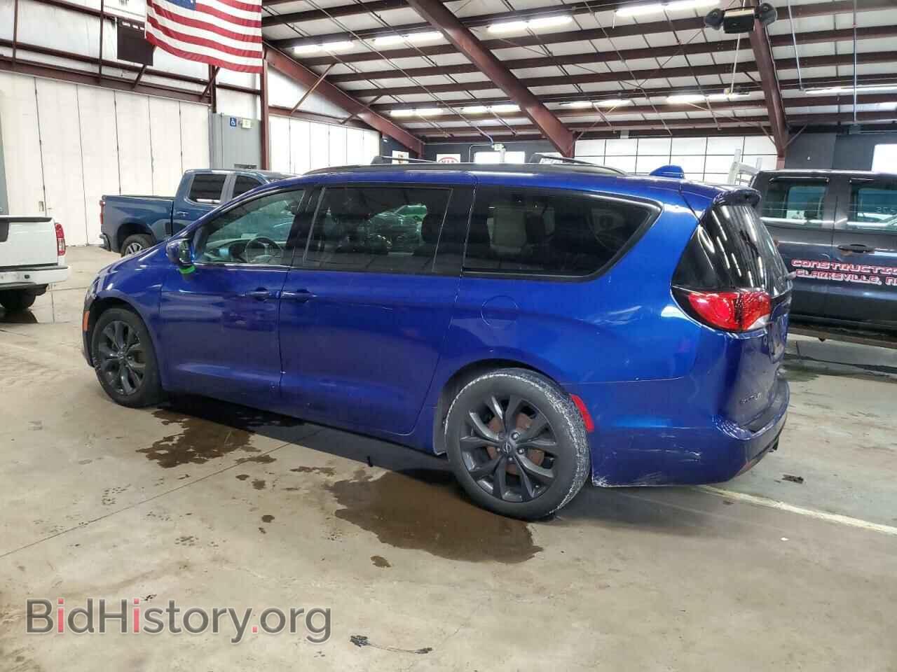 2019 CHRYSLER PACIFICA - VIN: 2C4RC1BG2KR584974 - Фото 2