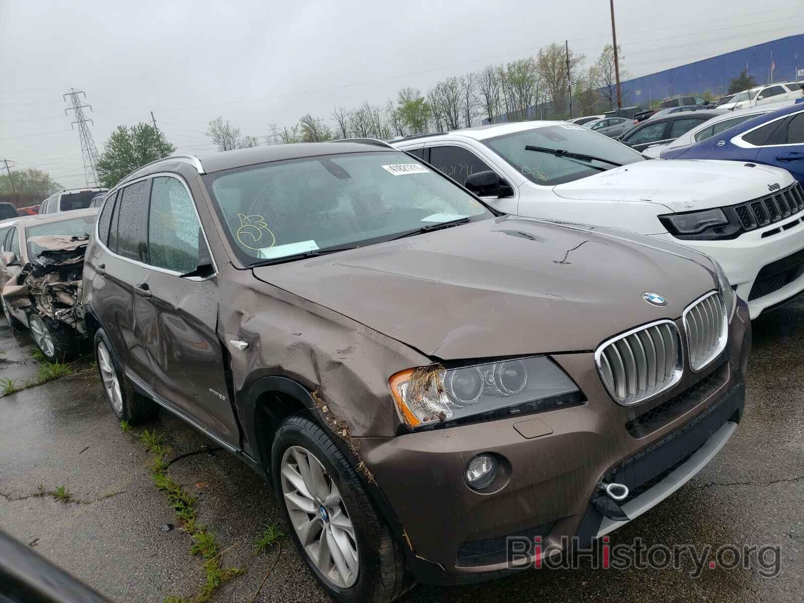 Photo 5UXWX5C57BL708952 - BMW X3 2011