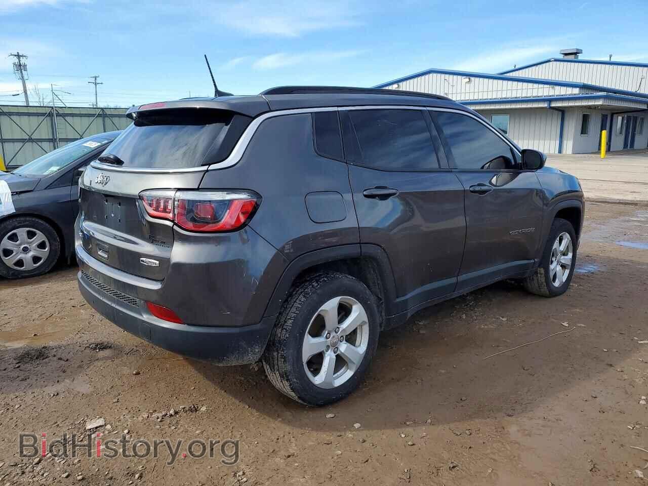 2018 JEEP COMPASS - VIN: 3C4NJDBB3JT134952 - Фото 3