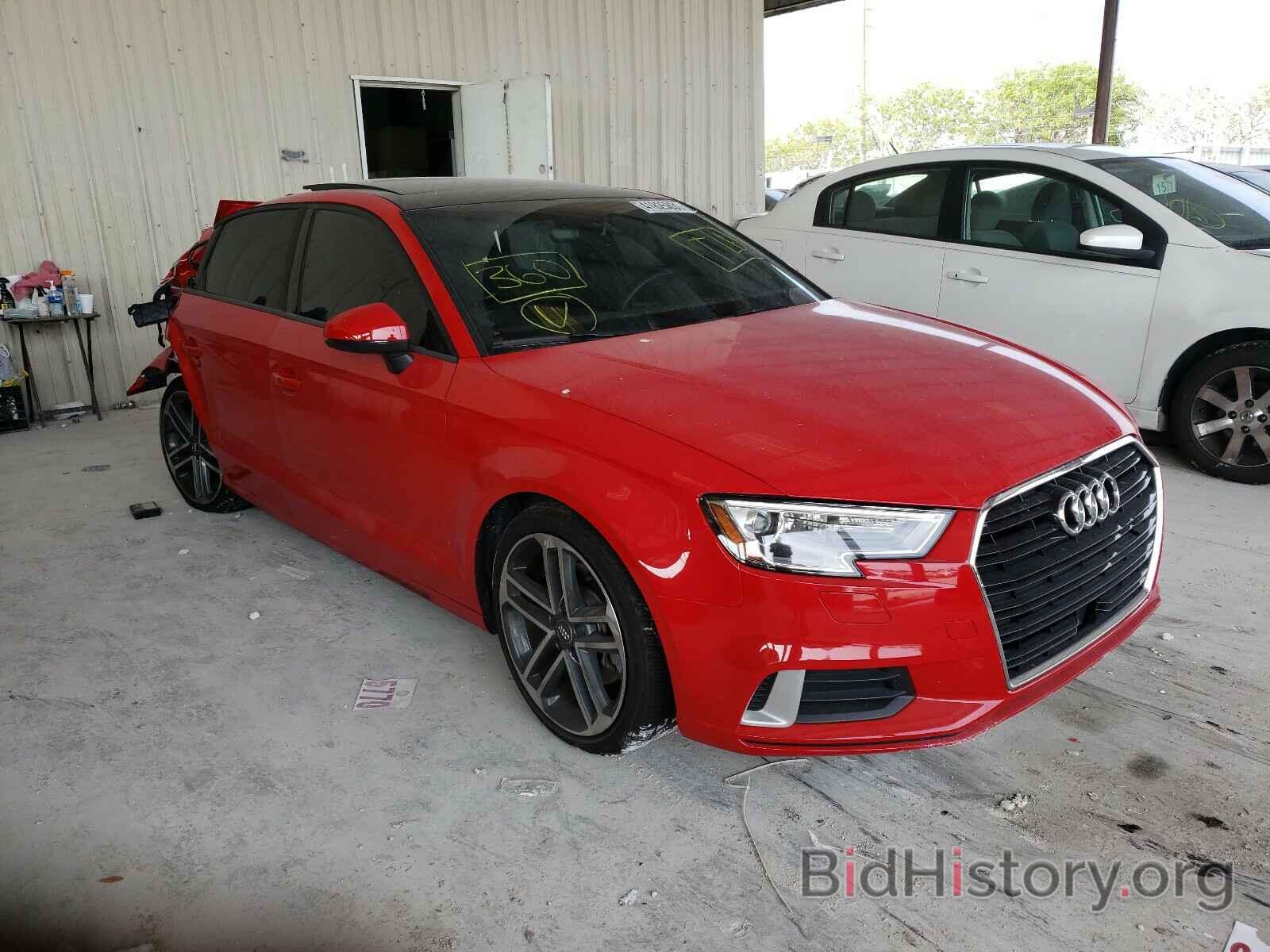 Фотография WAUAUGFF2J1024340 - AUDI A3 2018