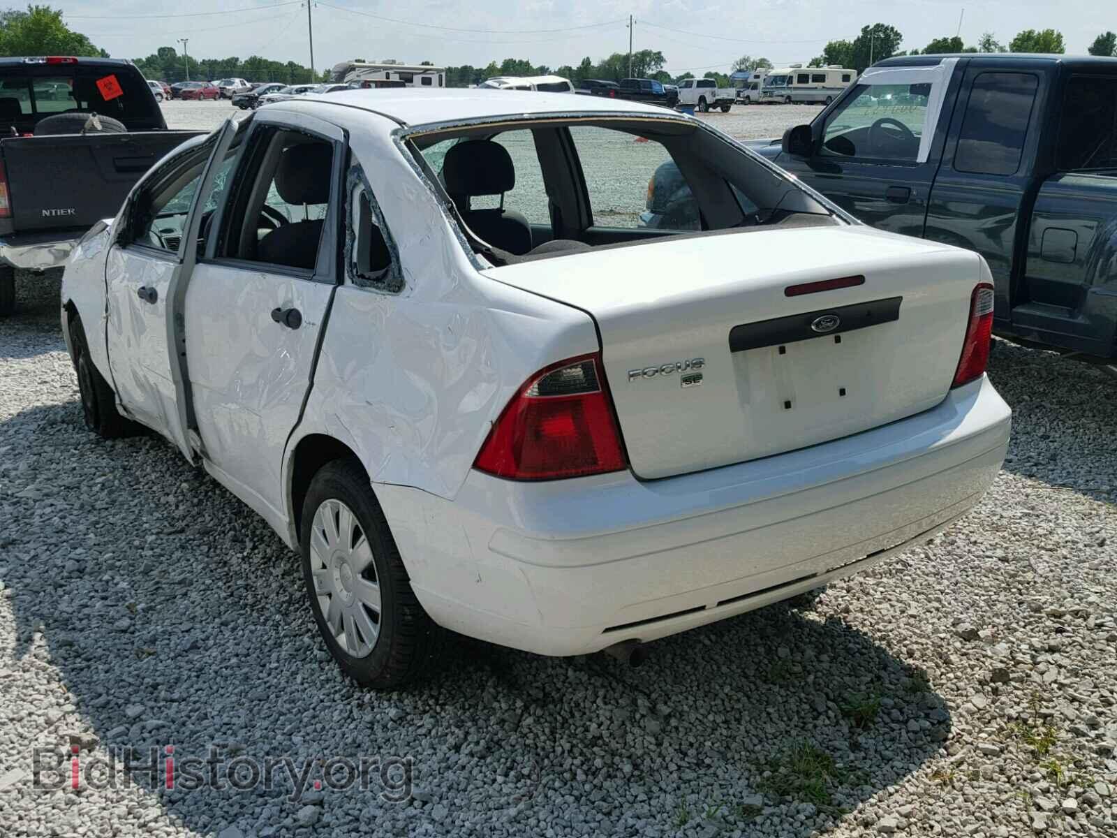 2007 FORD FOCUS - VIN: 1FAFP34N67W226800 - Photo 3