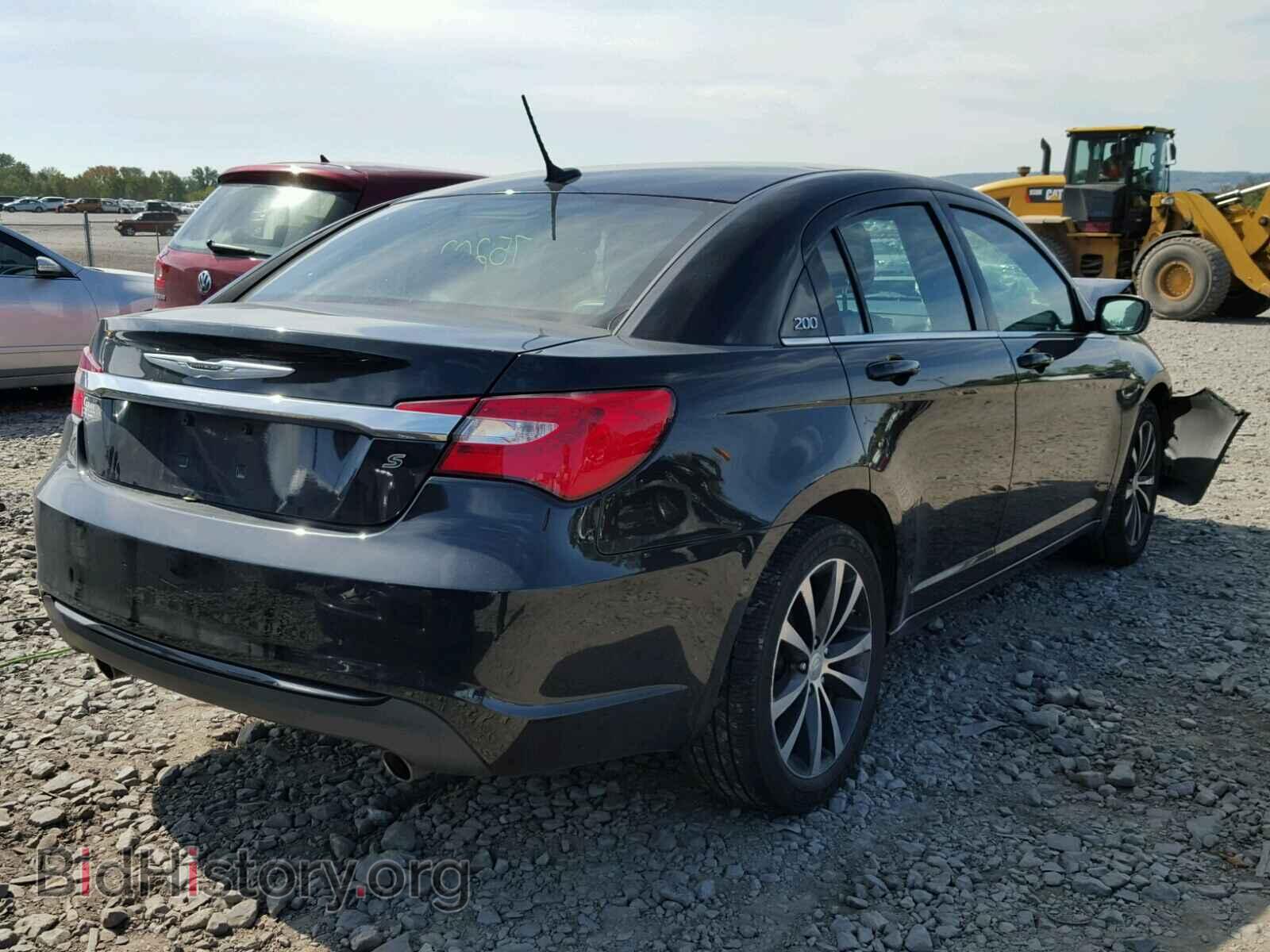 2013 CHRYSLER 200 - VIN: 1C3CCBCG7DN574990 - Photo 4