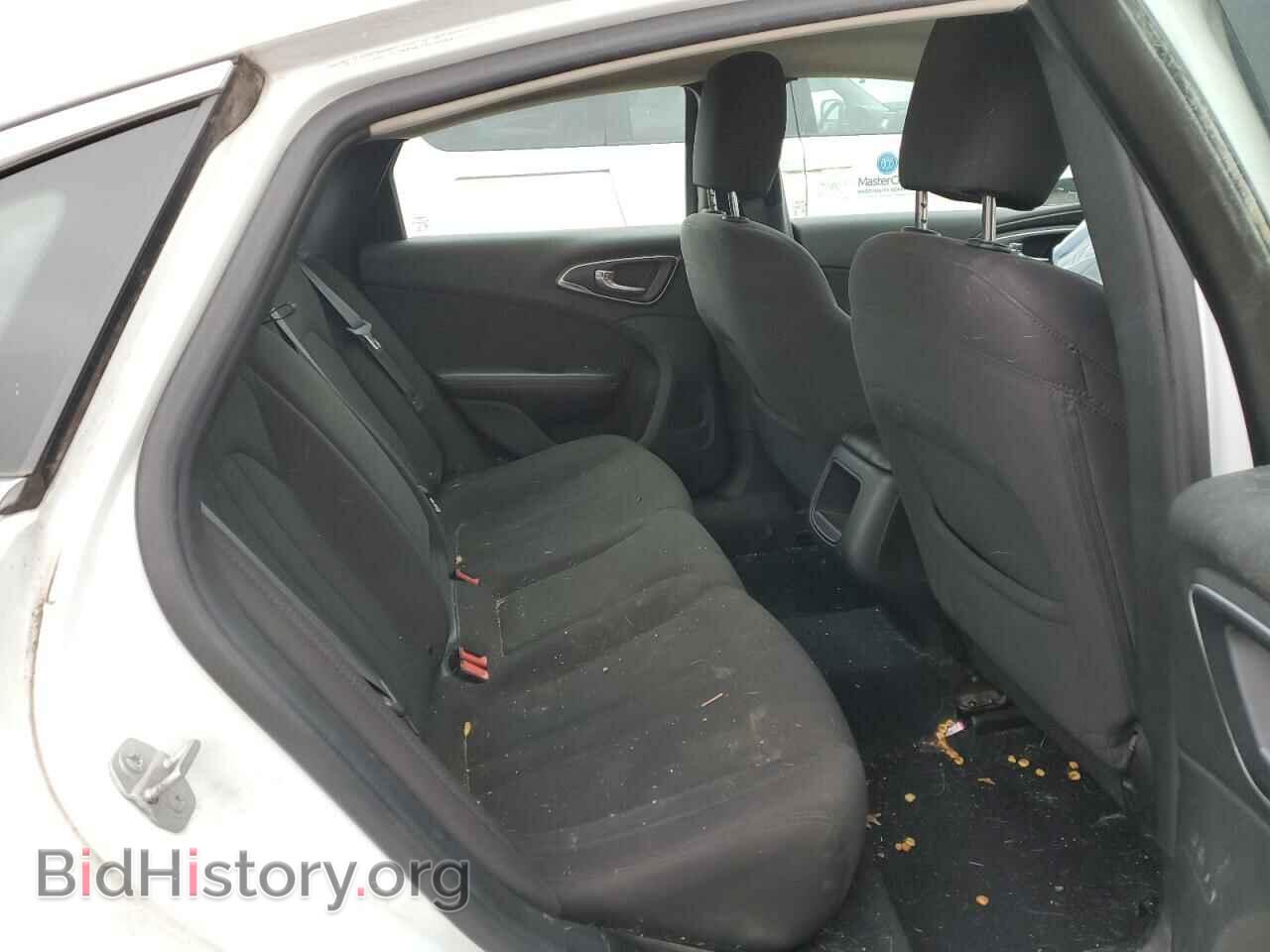2015 CHRYSLER 200 - VIN: 1C3CCCAB4FN575403 - Фото 10