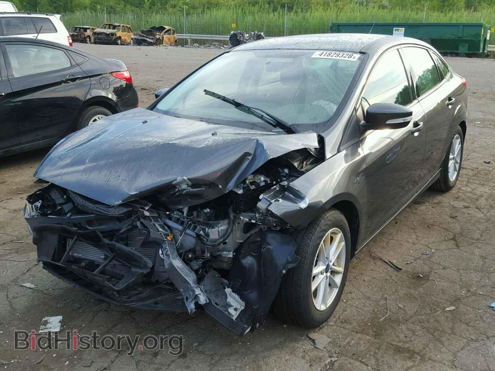 2017 FORD FOCUS - VIN: 1FADP3F2XHL340747 - Фото 2