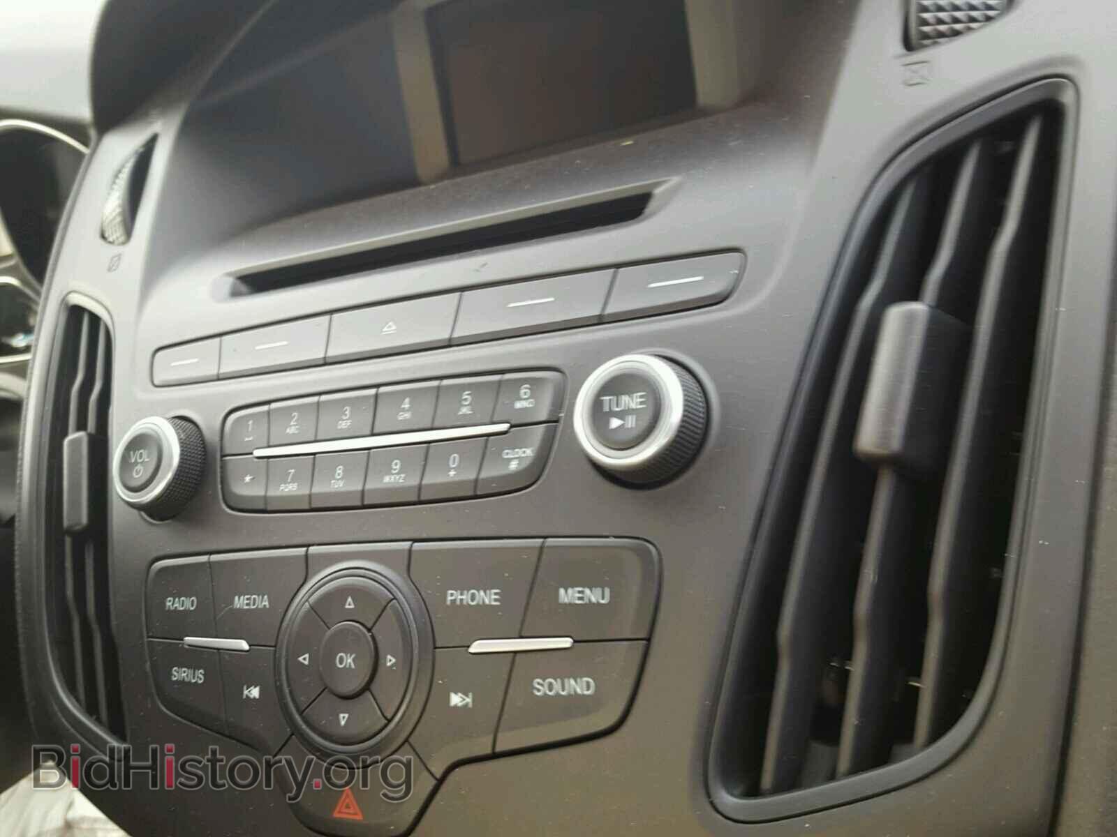 2017 FORD FOCUS - VIN: 1FADP3F2XHL340747 - Фото 9