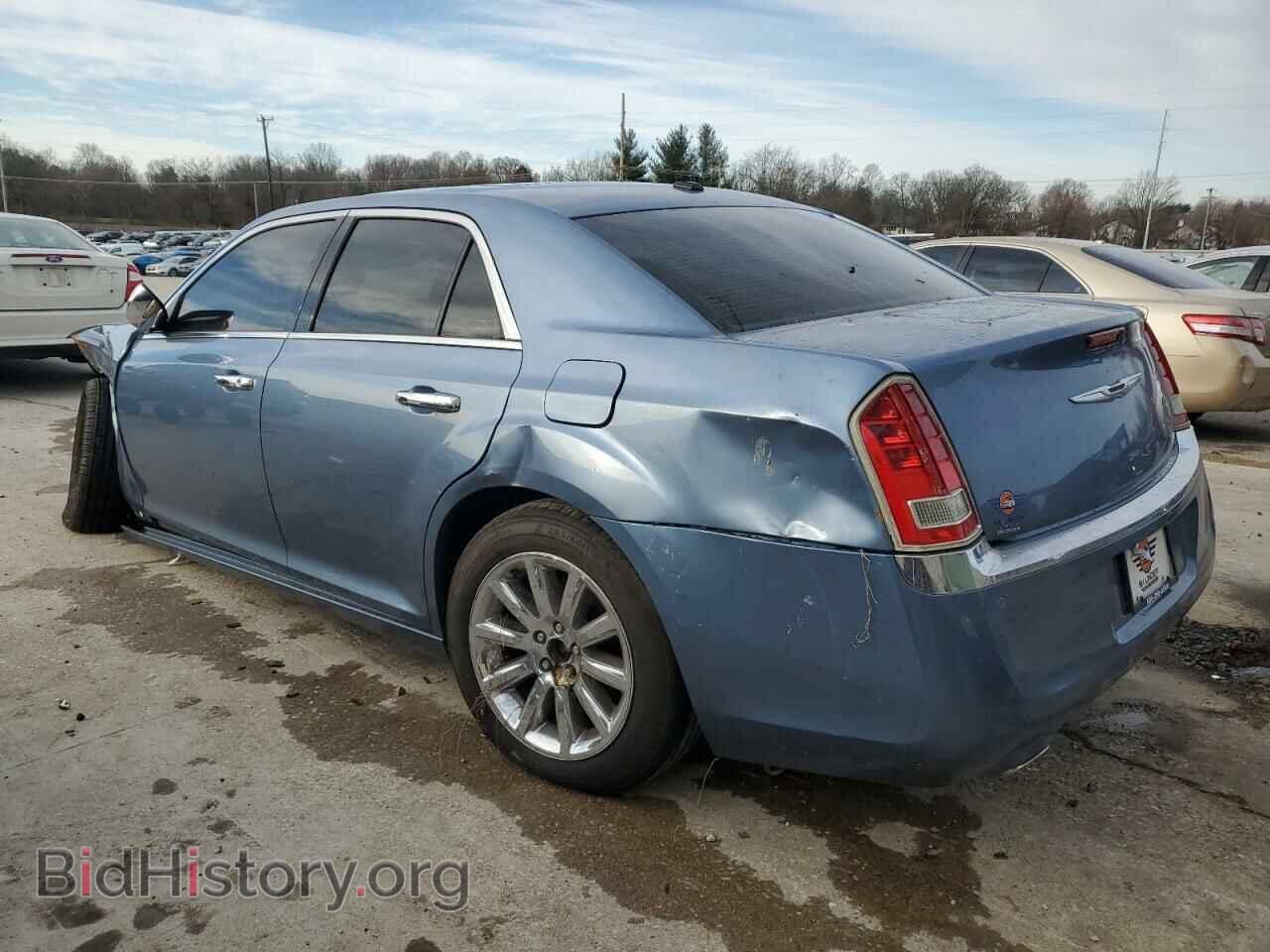 2011 CHRYSLER 300 - VIN: 2C3CA5CG9BH547545 - Фото 2