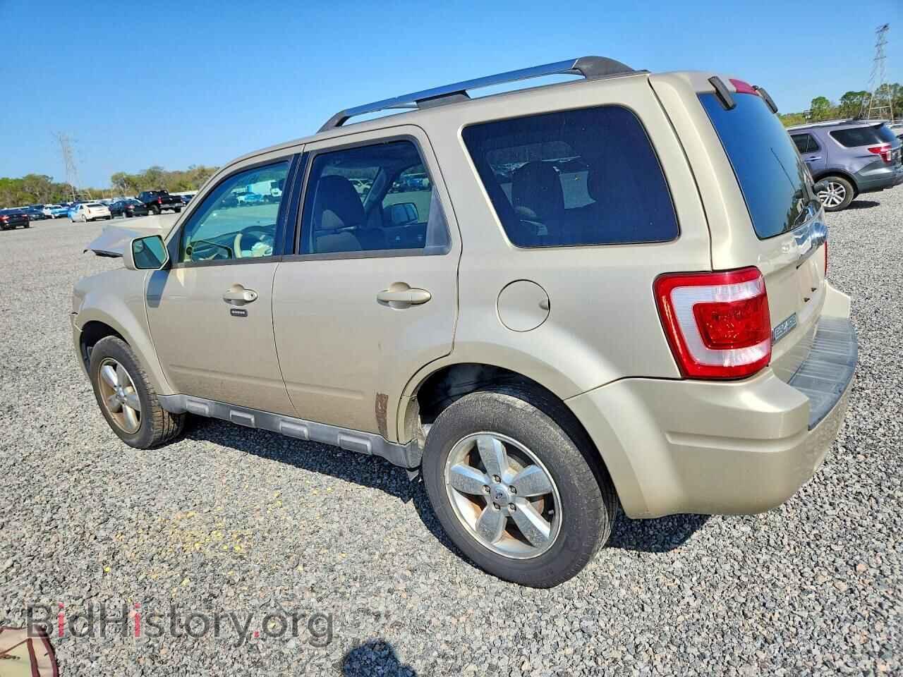2011 FORD ESCAPE - VIN: 1FMCU0E75BKA50239 - Фото 2