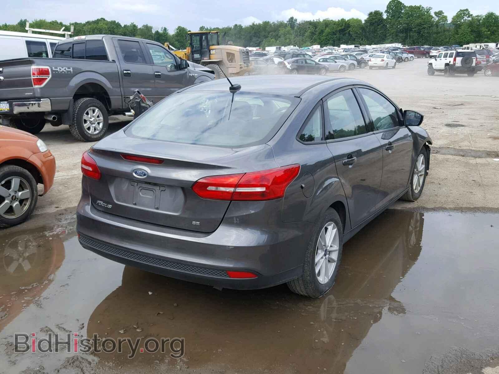 2017 FORD FOCUS - VIN: 1FADP3F27HL243313 - Фото 4