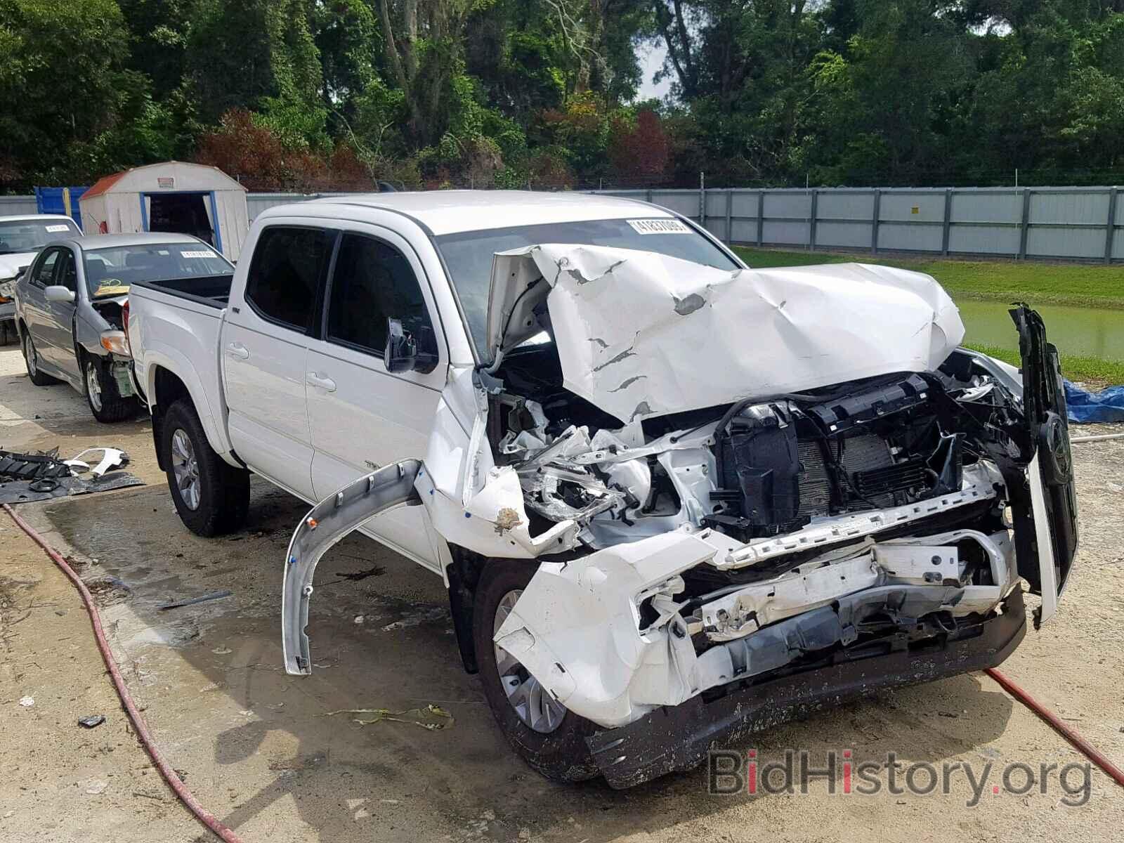 Photo 5TFAZ5CN9JX054940 - TOYOTA TACOMA DOU 2018