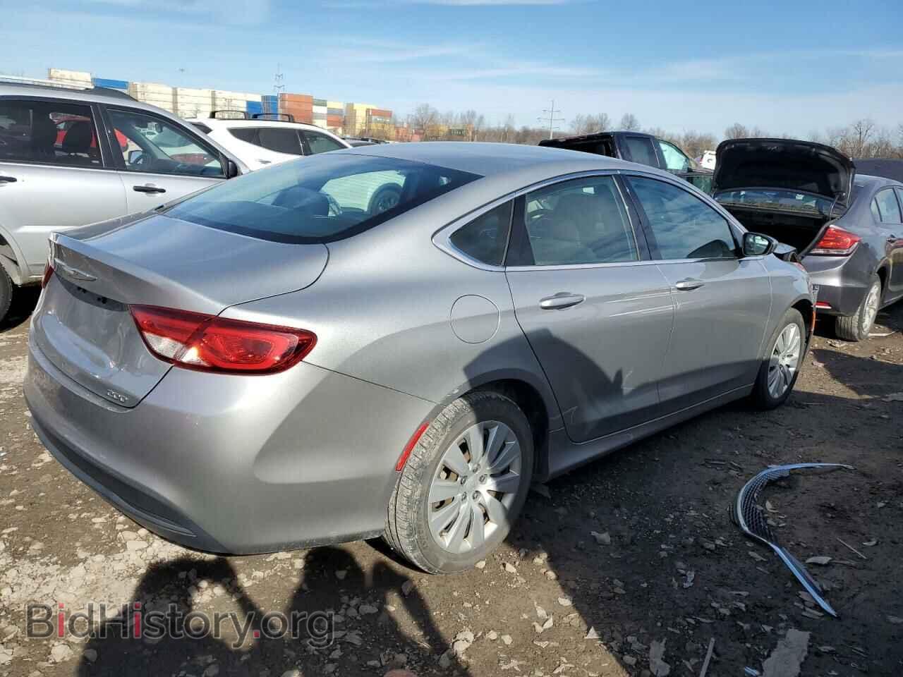 2015 CHRYSLER 200 - VIN: 1C3CCCFBXFN682562 - Фото 3