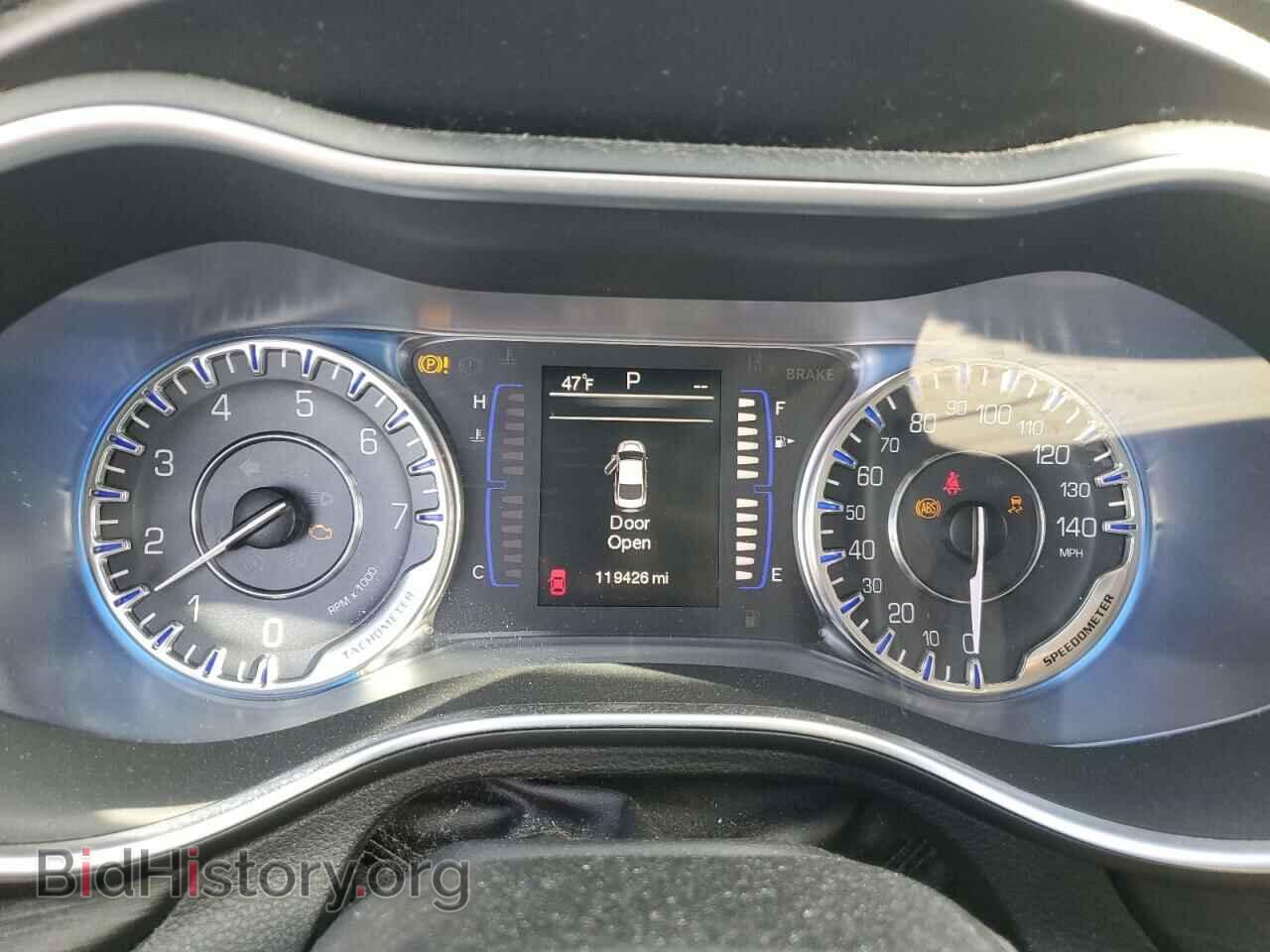 2015 CHRYSLER 200 - VIN: 1C3CCCFBXFN682562 - Фото 9