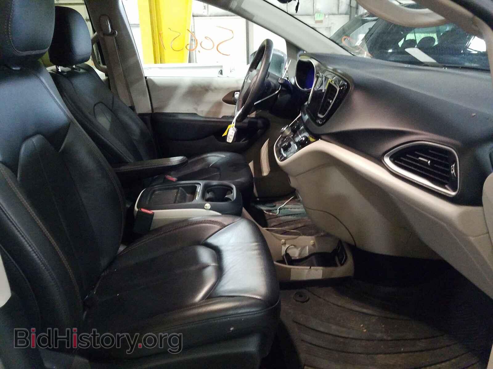 2017 CHRYSLER PACIFICA - VIN: 2C4RC1BG4HR795523 - Photo 5