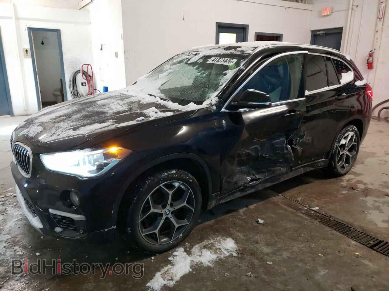 Фотография WBXHT3C3XJ5F92650 - BMW X1 2018