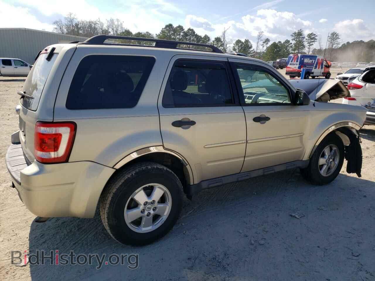 2010 FORD ESCAPE - VIN: 1FMCU0D76AKD38092 - Фото 3