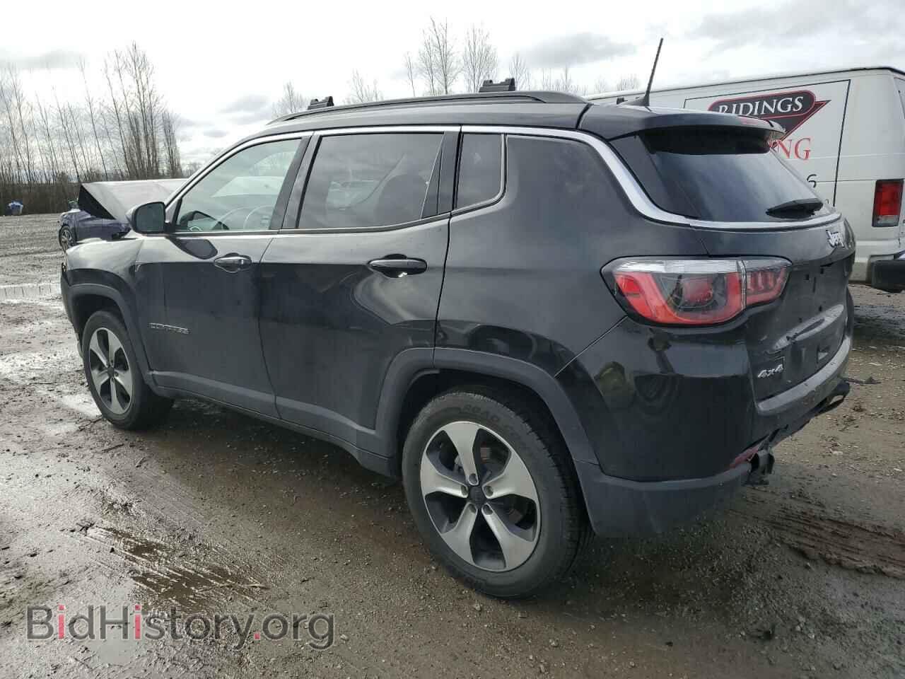 2018 JEEP COMPASS - VIN: 3C4NJDBBXJT320830 - Фото 2
