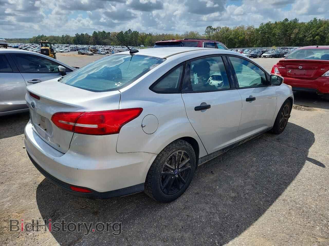 2017 FORD FOCUS - VIN: 1FADP3F24HL256164 - Photo 3