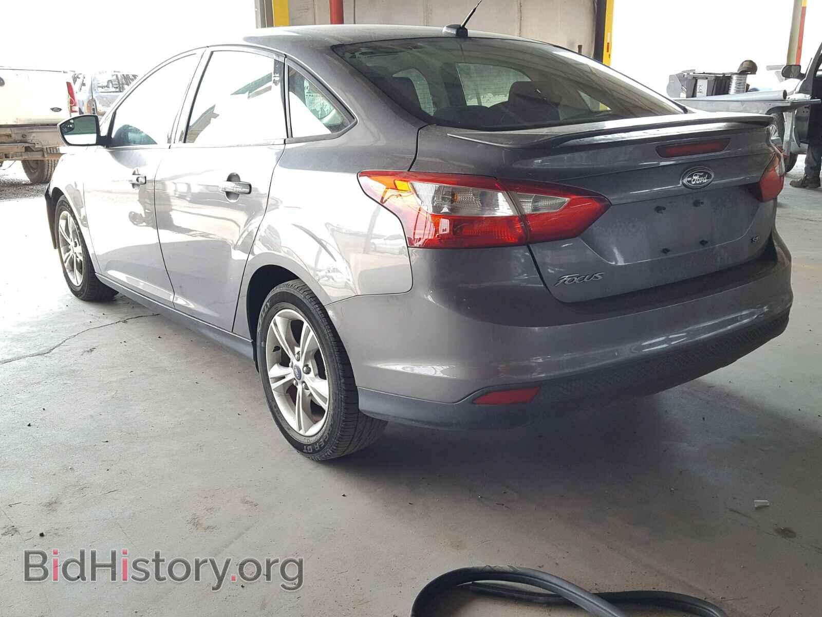 2012 Ford FOCUS (VIN 1FAHP3F25CL403375) — photo 3 of 10