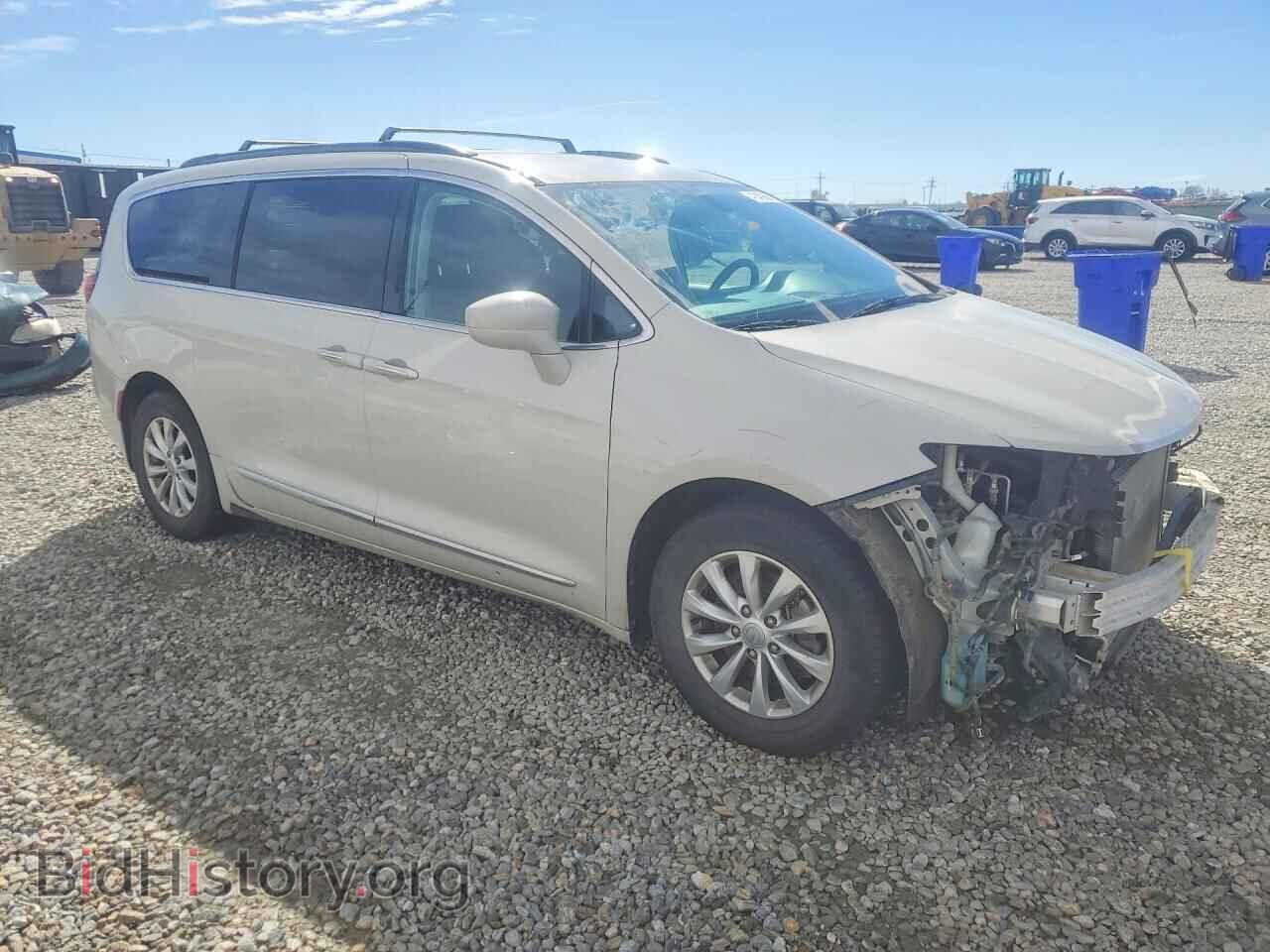 2017 CHRYSLER PACIFICA - VIN: 2C4RC1BG0HR670776 - Фото 4