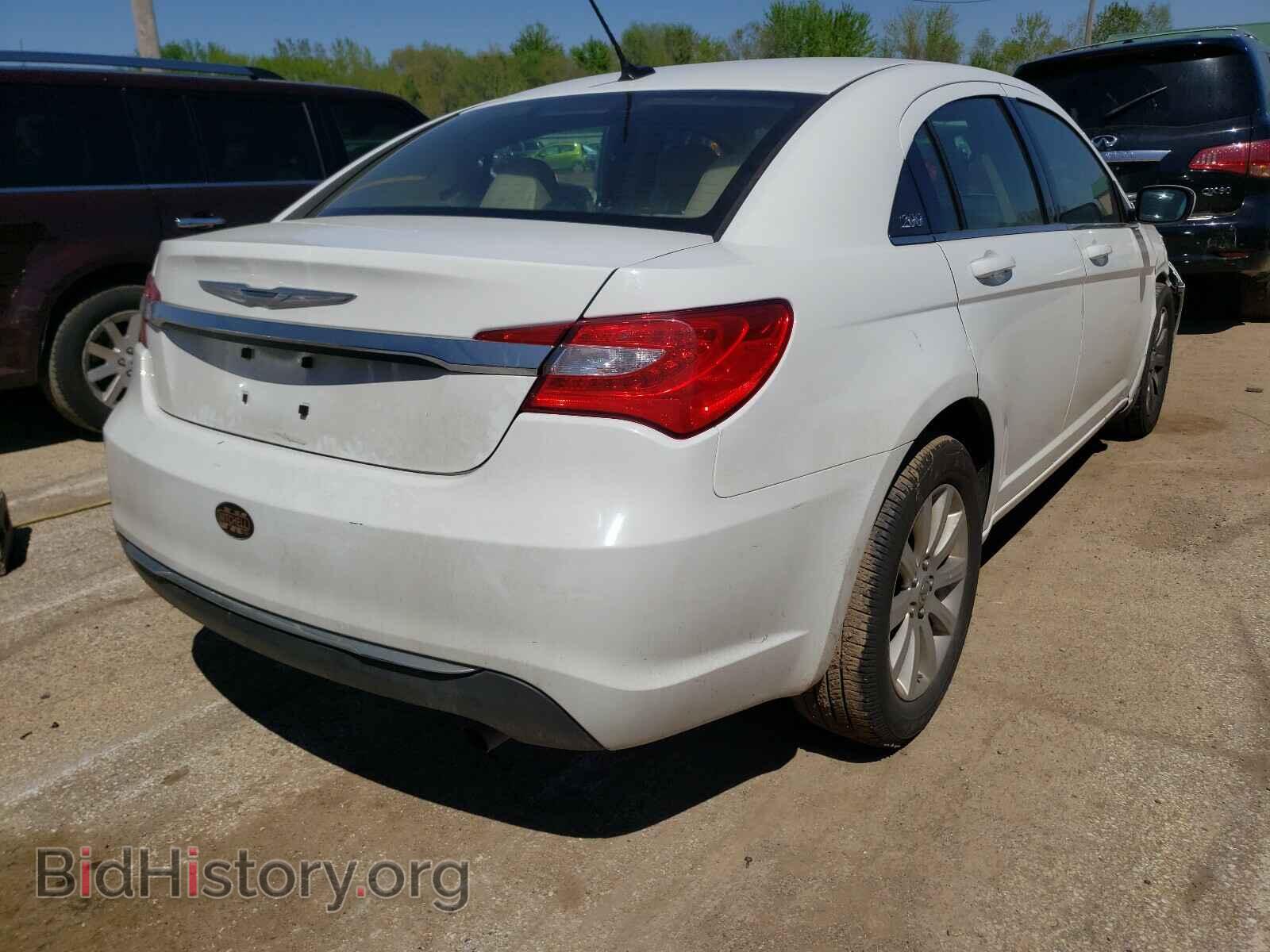2013 CHRYSLER 200 - VIN: 1C3CCBBB2DN615189 - Фото 4