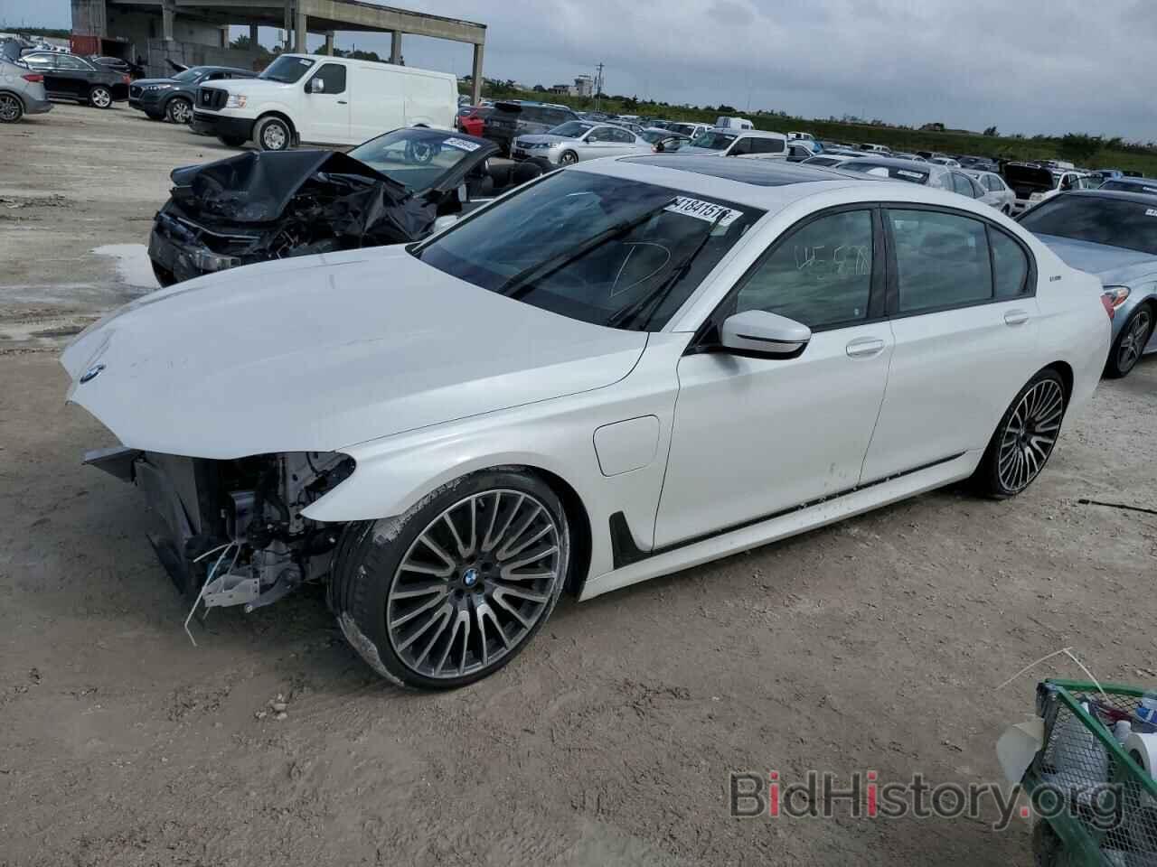 Фотография WBA7J2C57JG938209 - BMW 7 SERIES 2018