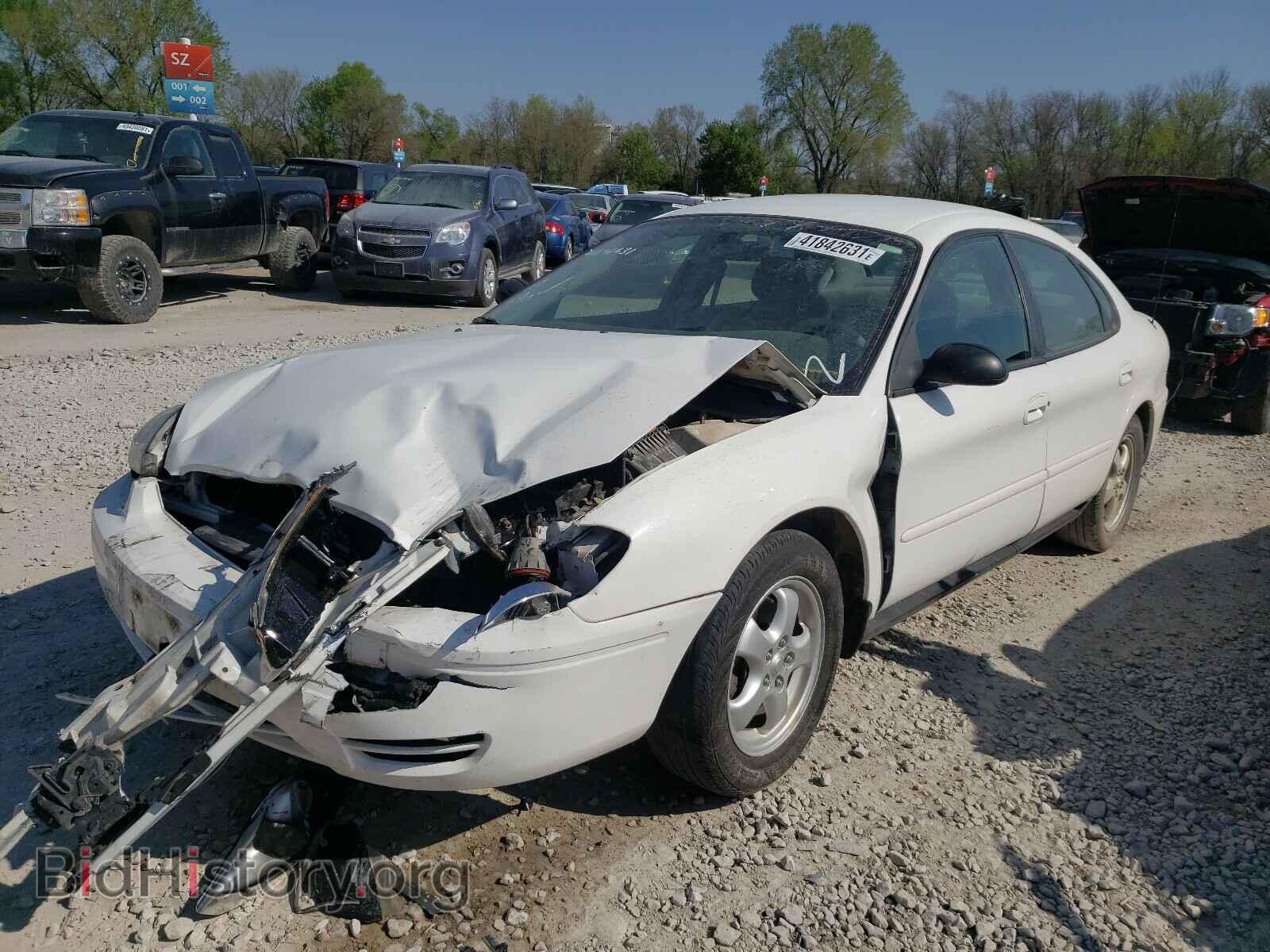 2007 FORD TAURUS - VIN: 1FAFP53U67A176613 - Фото 2
