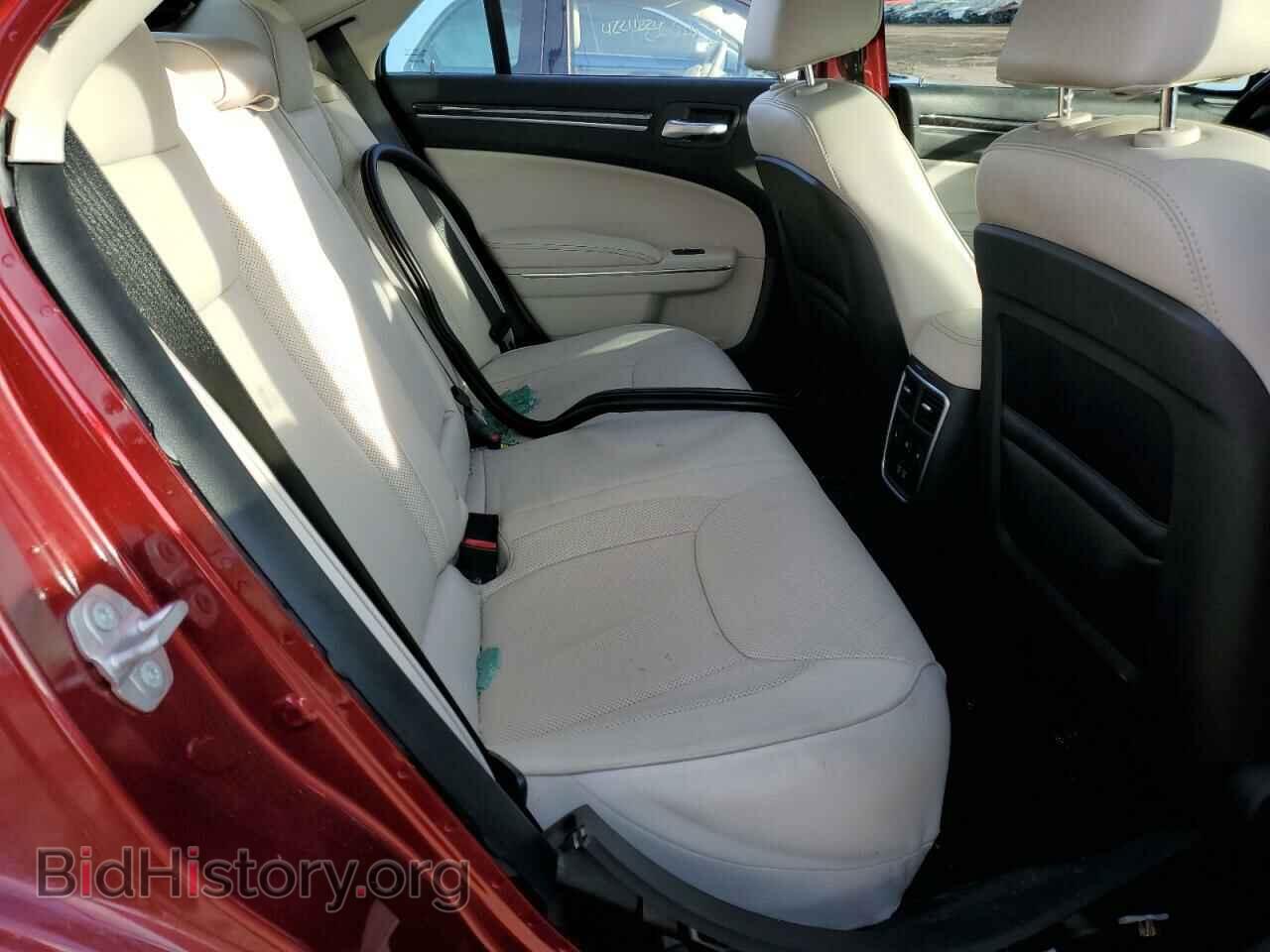 2016 CHRYSLER 300 - VIN: 2C3CCAKG7GH142490 - Фото 10