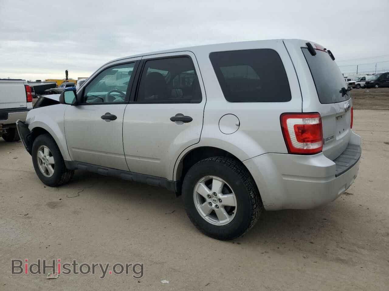 2009 FORD ESCAPE - VIN: 1FMCU92719KB70154 - Фото 2