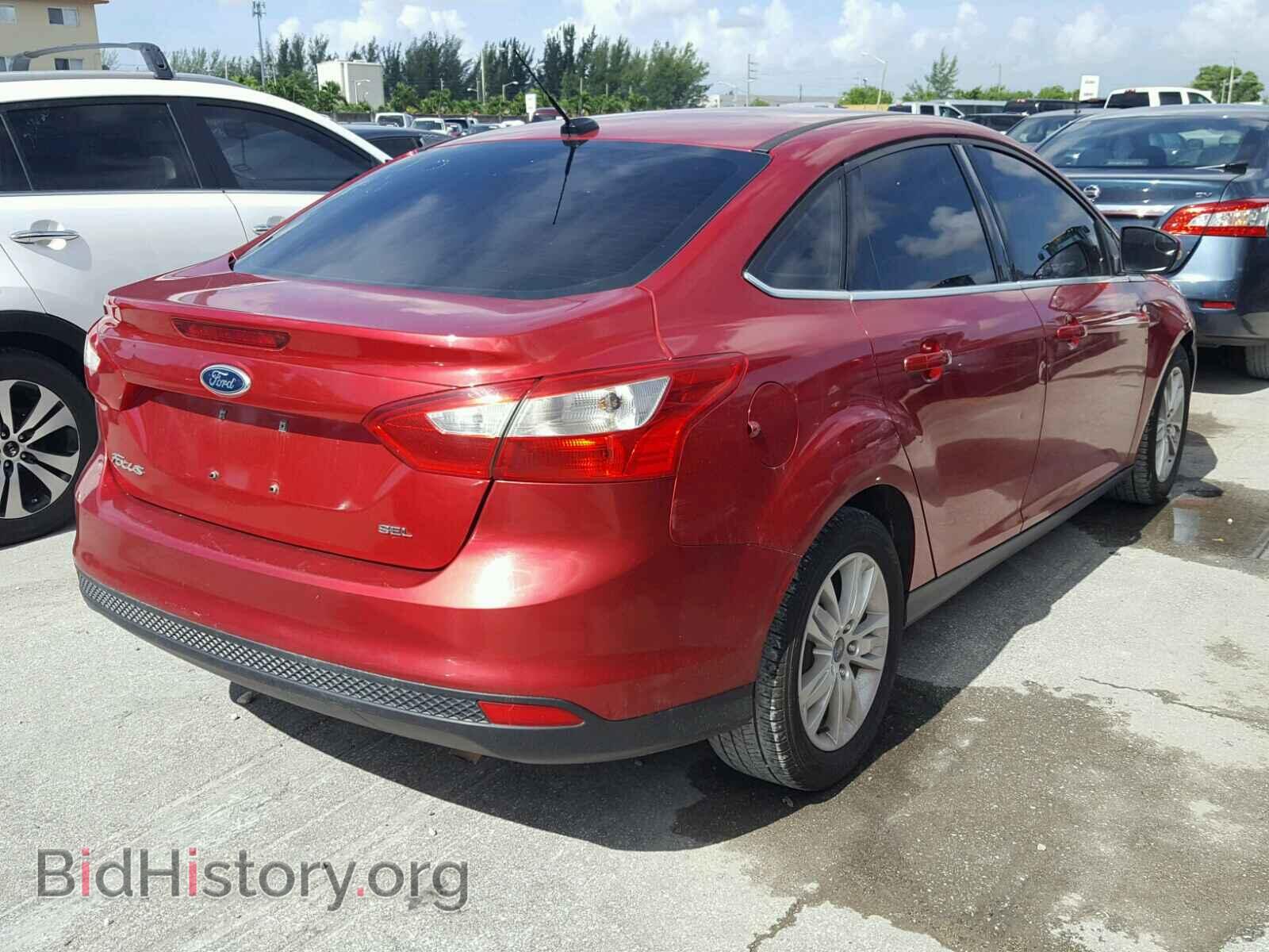 2012 Ford FOCUS (VIN 1FAHP3H23CL239363) — photo 4 of 10