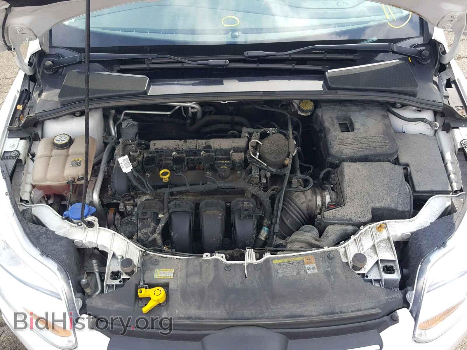 2012 Ford FOCUS (VIN 1FAHP3E20CL299301) — фото 7 из 10