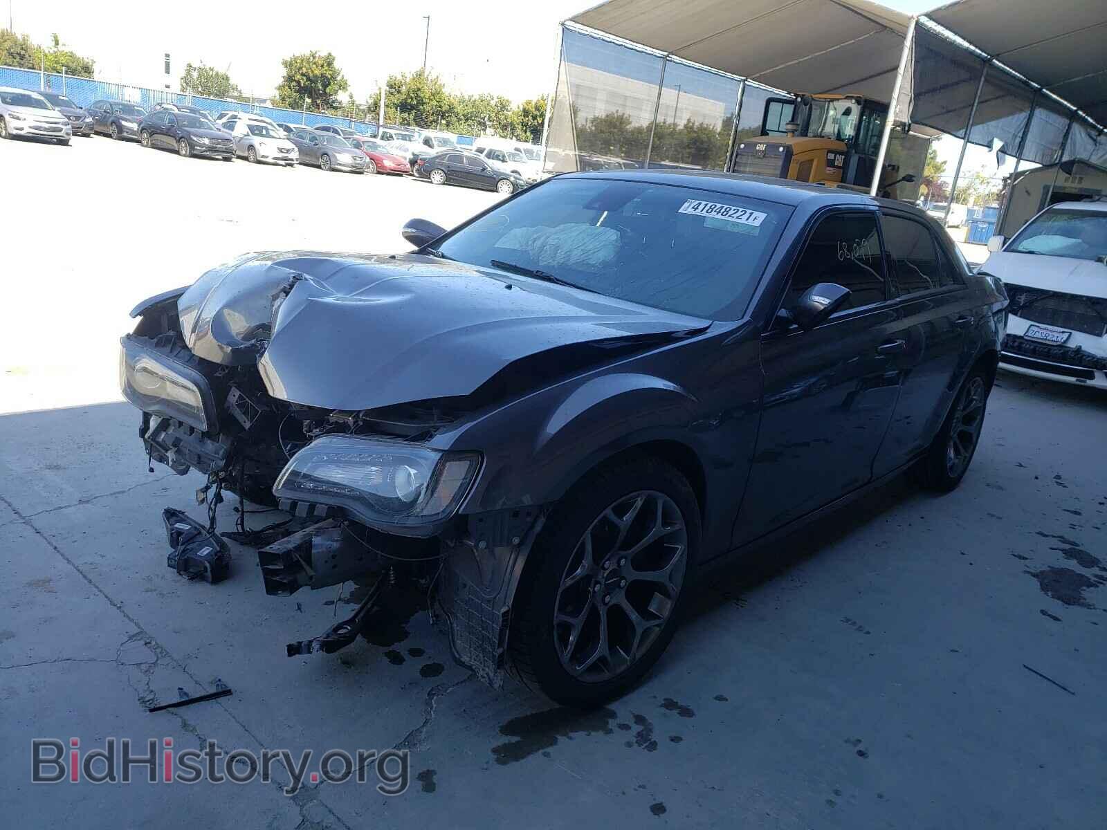 2018 CHRYSLER 300 - VIN: 2C3CCABG7JH264029 - Фото 2