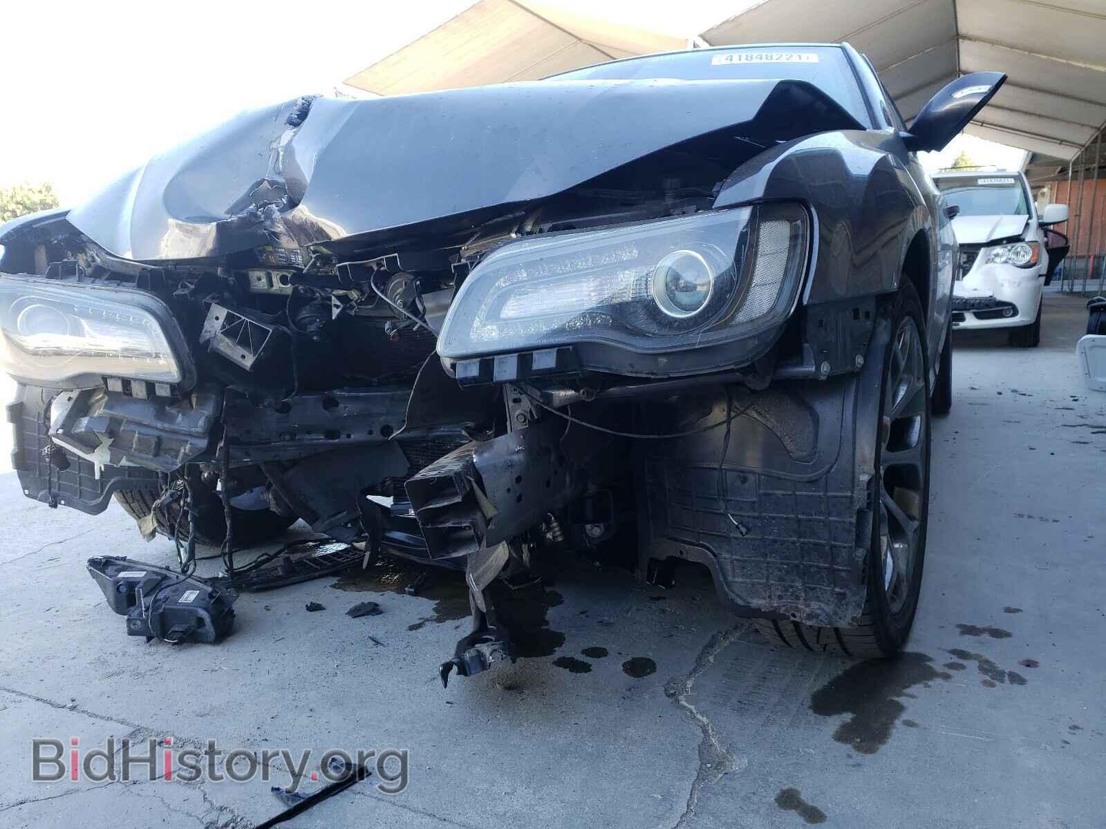 2018 CHRYSLER 300 - VIN: 2C3CCABG7JH264029 - Фото 9