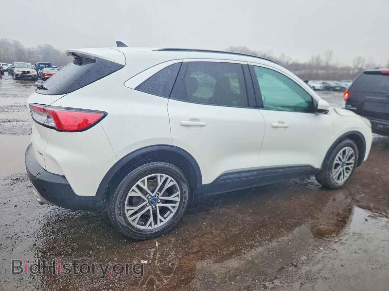 2020 FORD ESCAPE - VIN: 1FMCU9H64LUA53372 - Фото 3
