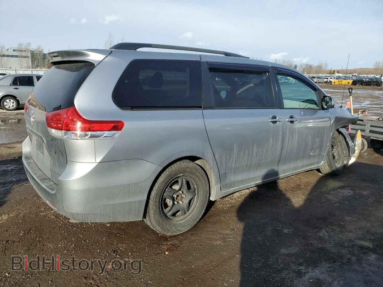 2011 TOYOTA All Models - VIN: 5TDKK3DC3BS125213 - Фото 3