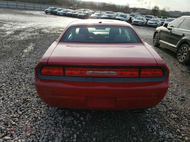 2012 Dodge CHALLENGER (VIN 2C3CDYAG2CH176502) — photo 6 of 12