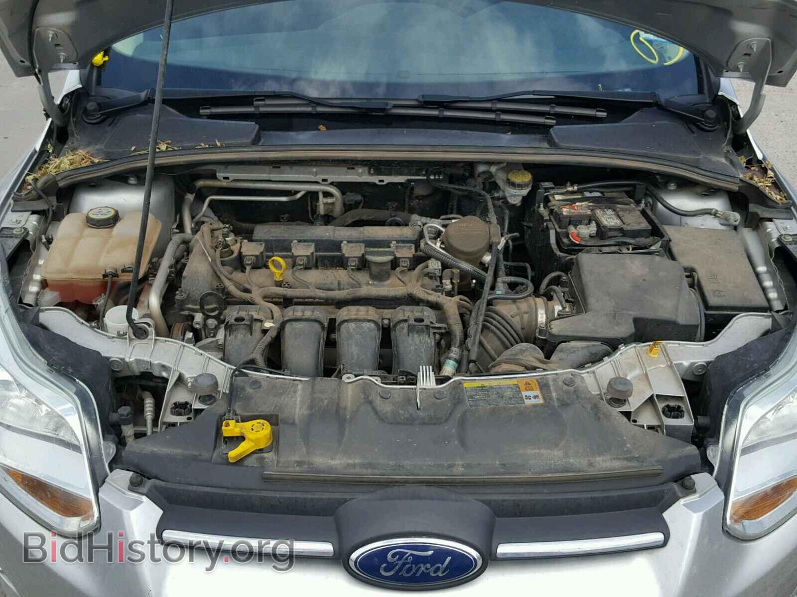 2012 Ford FOCUS (VIN 1FAHP3F25CL215357) — фото 7 из 10