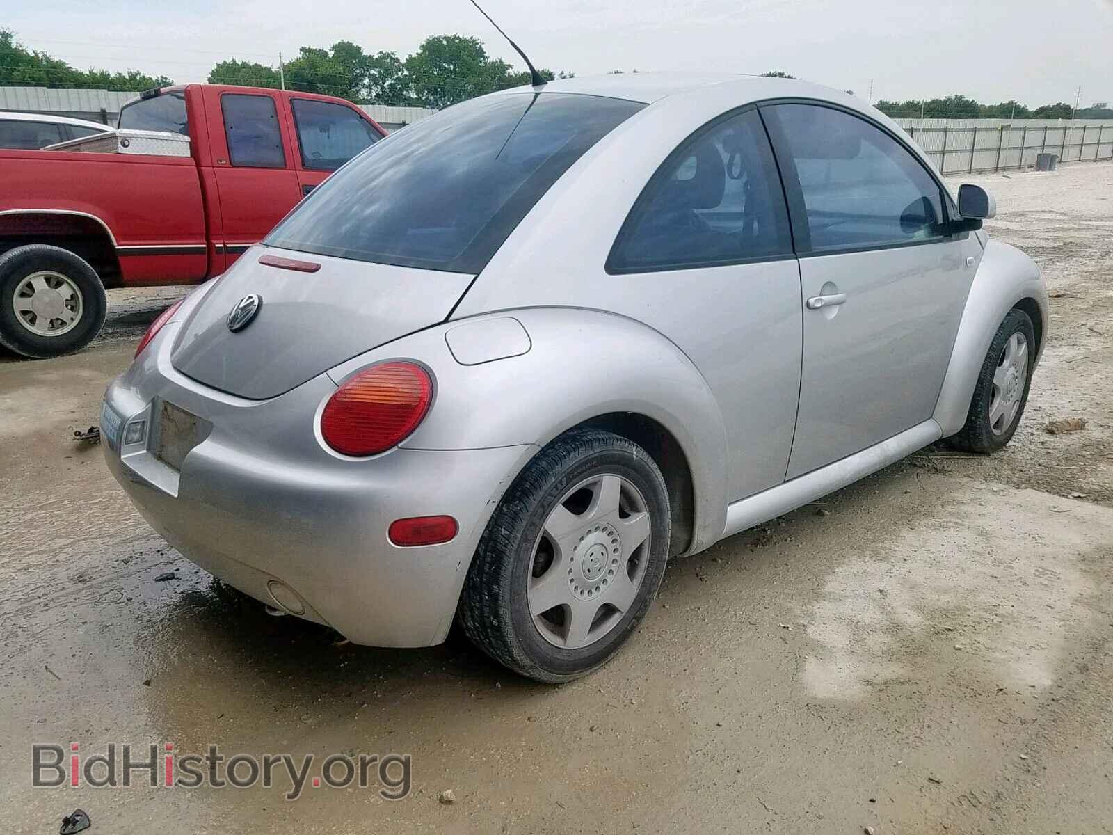2000 VOLKSWAGEN BEETLE - VIN: 3VWCF21C5YM488769 - Фото 4